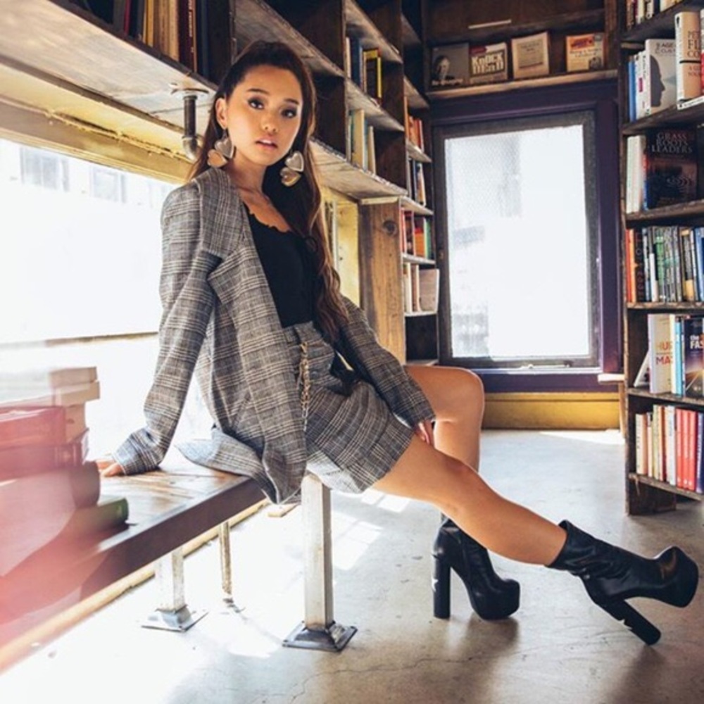 Eggie Detention Blazer